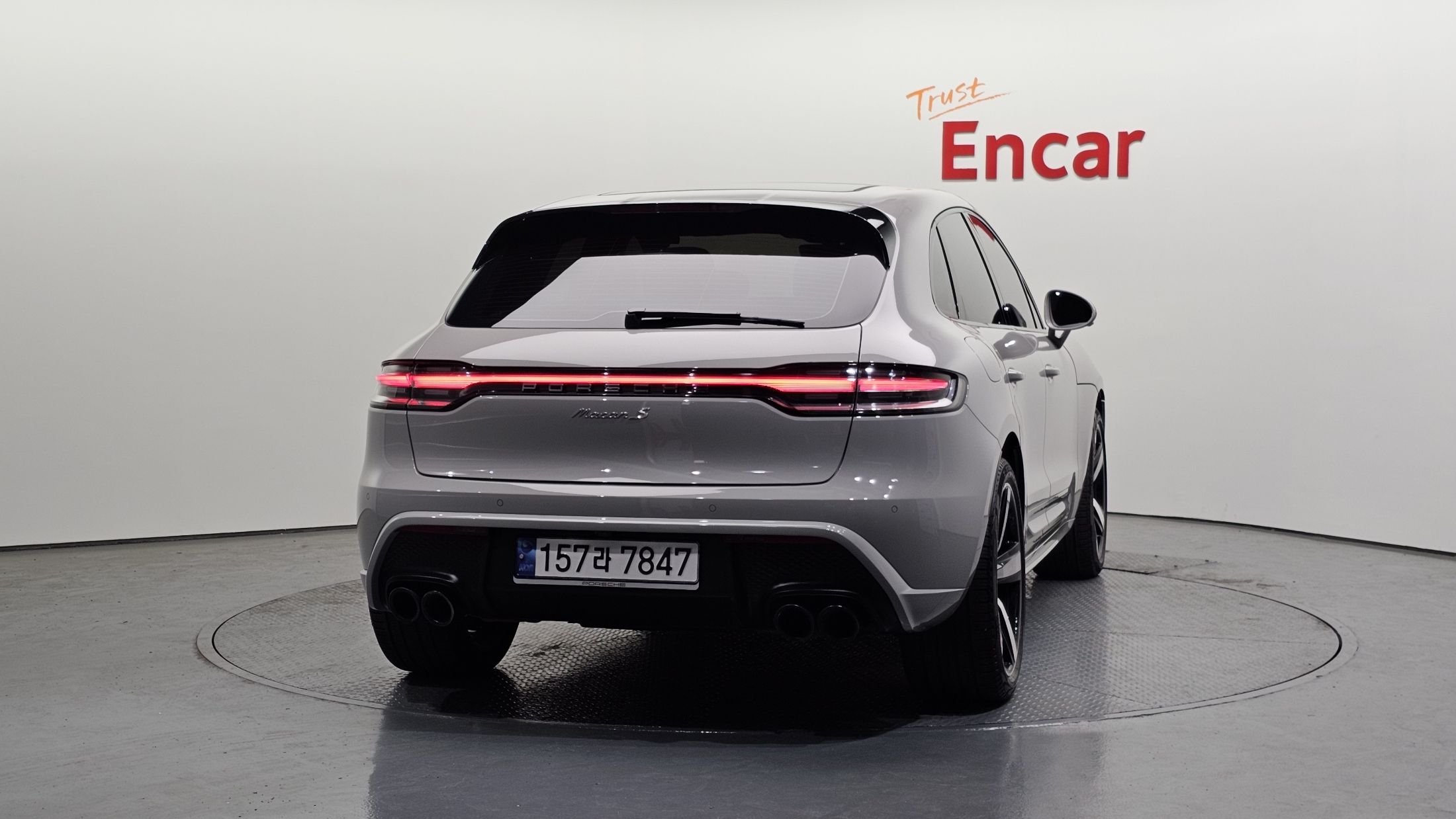 PORSCHE MACAN 2023