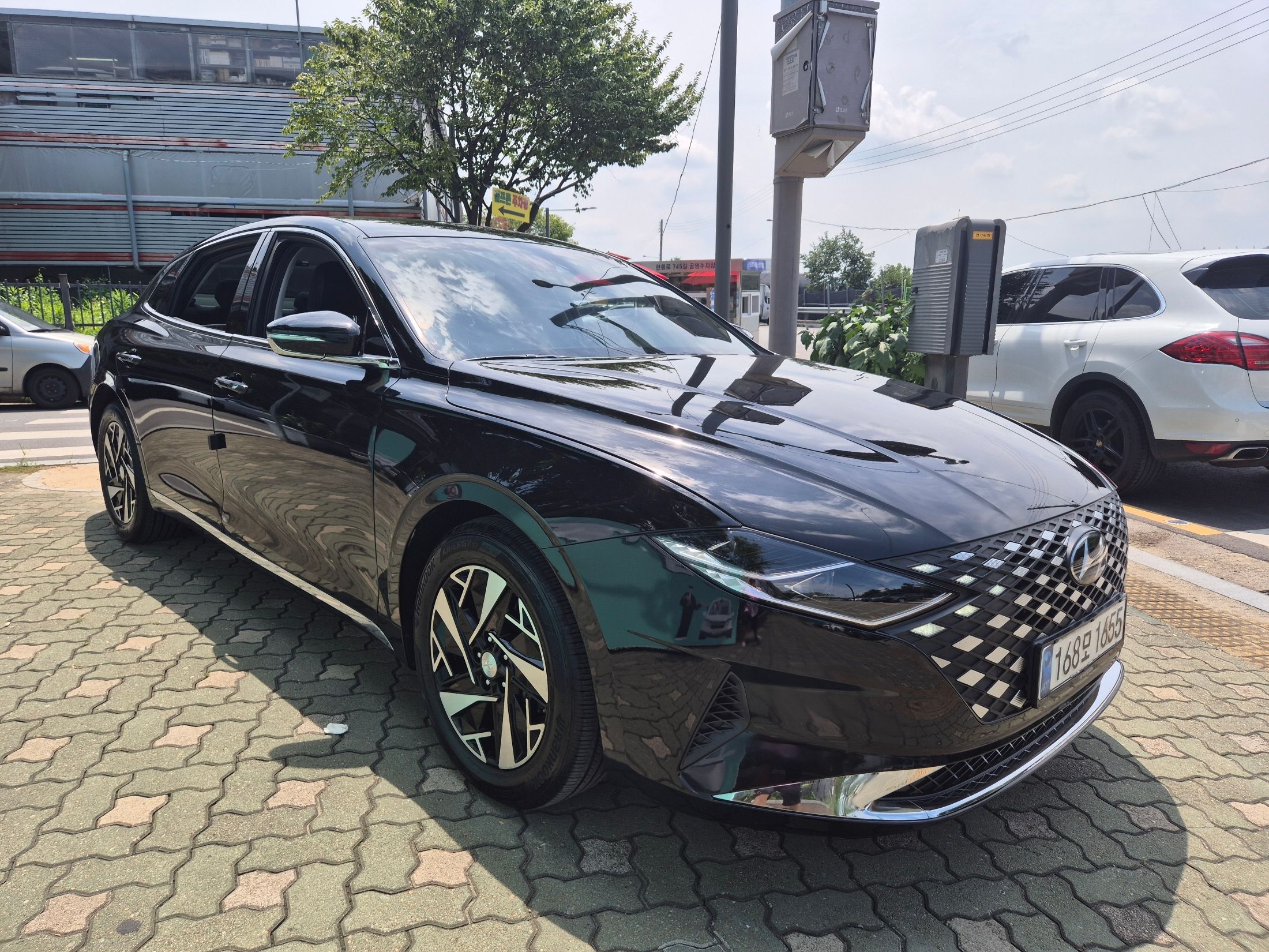 HYUNDAI GRANDEUR IG HYBRID 2021