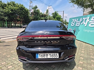 HYUNDAI GRANDEUR IG HYBRID 2021