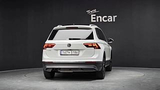 VOLKSWAGEN TIGUAN 2020