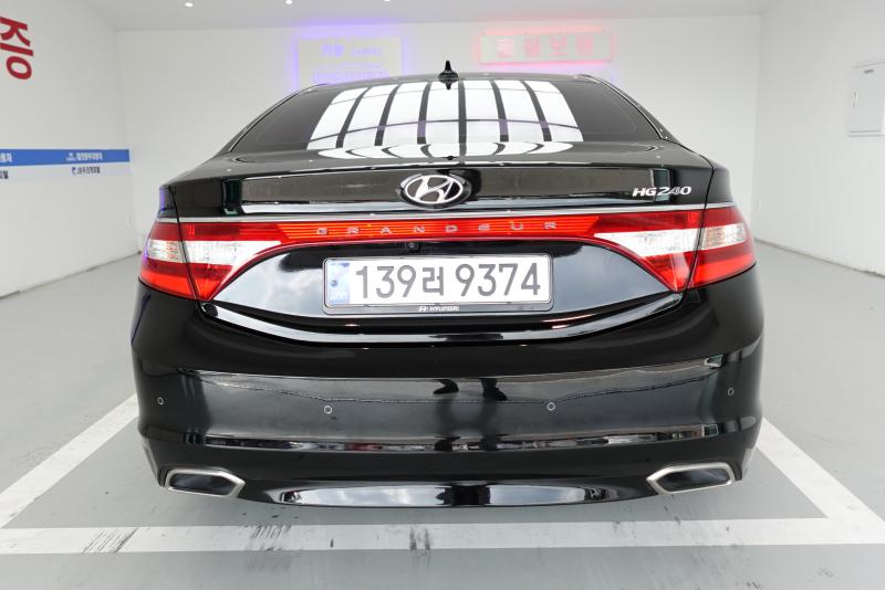 HYUNDAI GRANDEUR HG 2016
