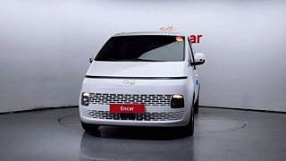 HYUNDAI STARIA  2024