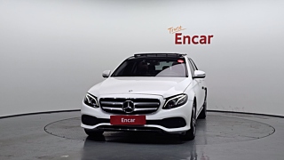 MERCEDES BENZ E-CLASS W213 2016
