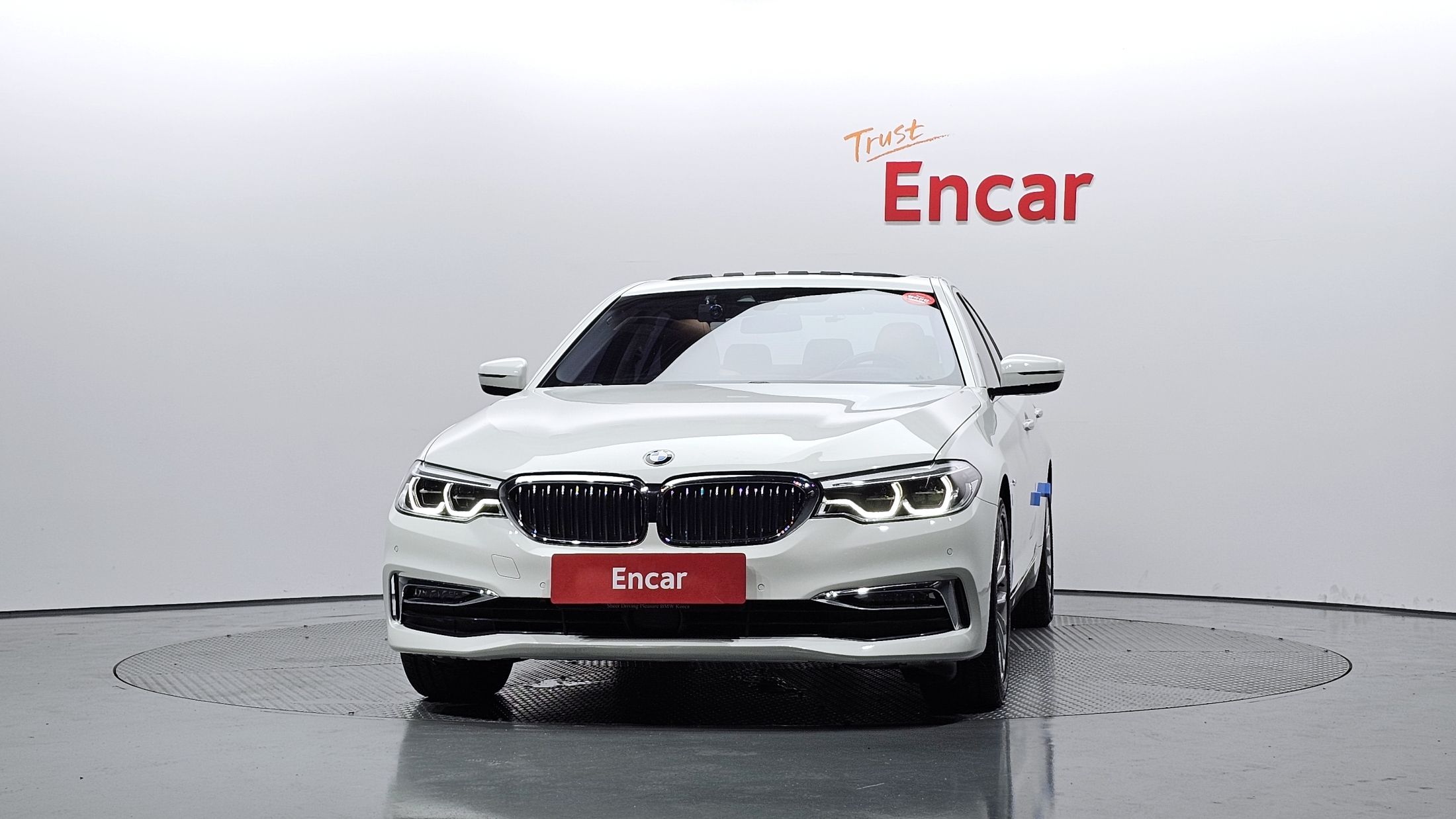 BMW 5-SERIES G30 2018