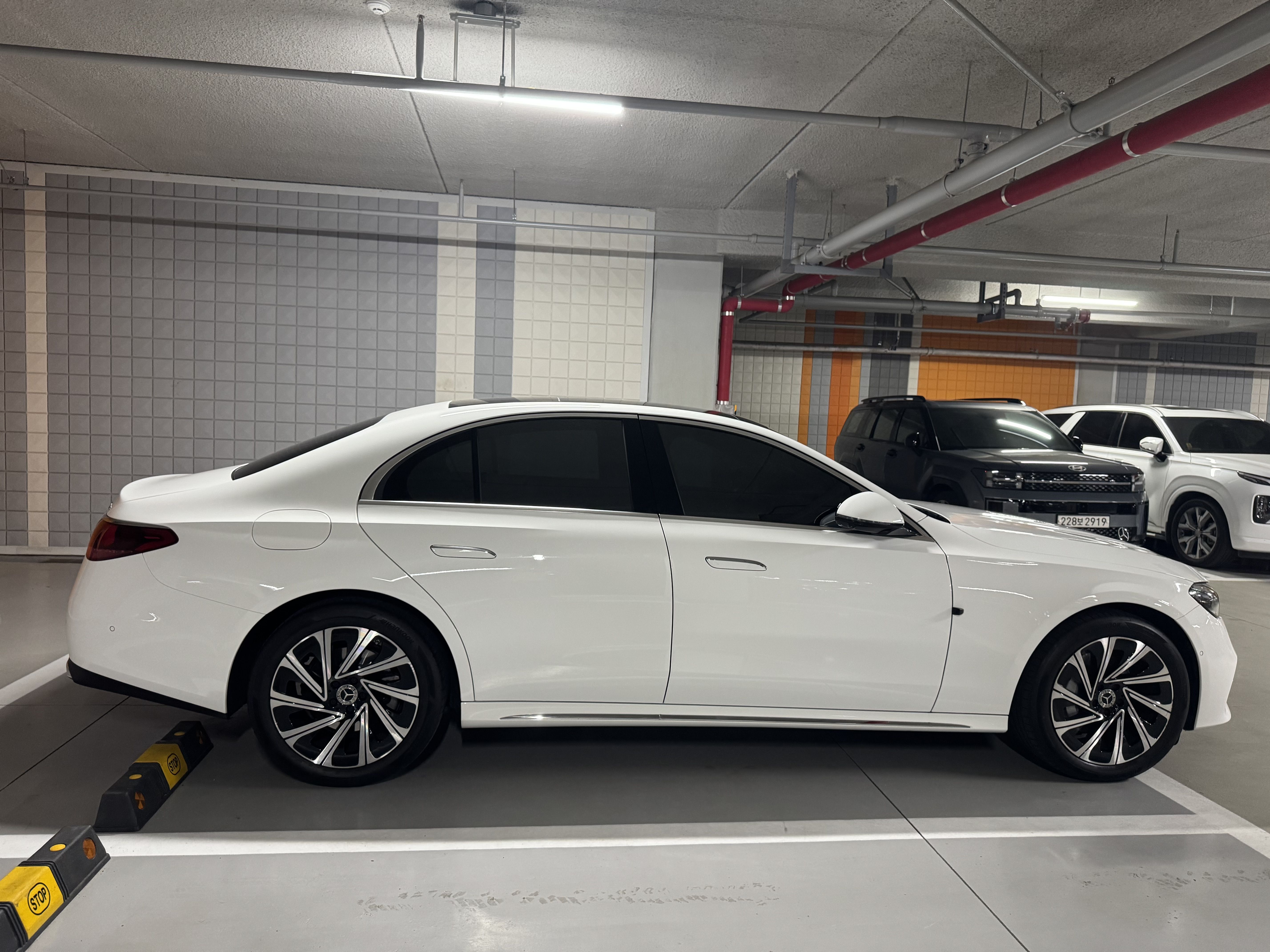 MERCEDES BENZ E-CLASS W214 2024