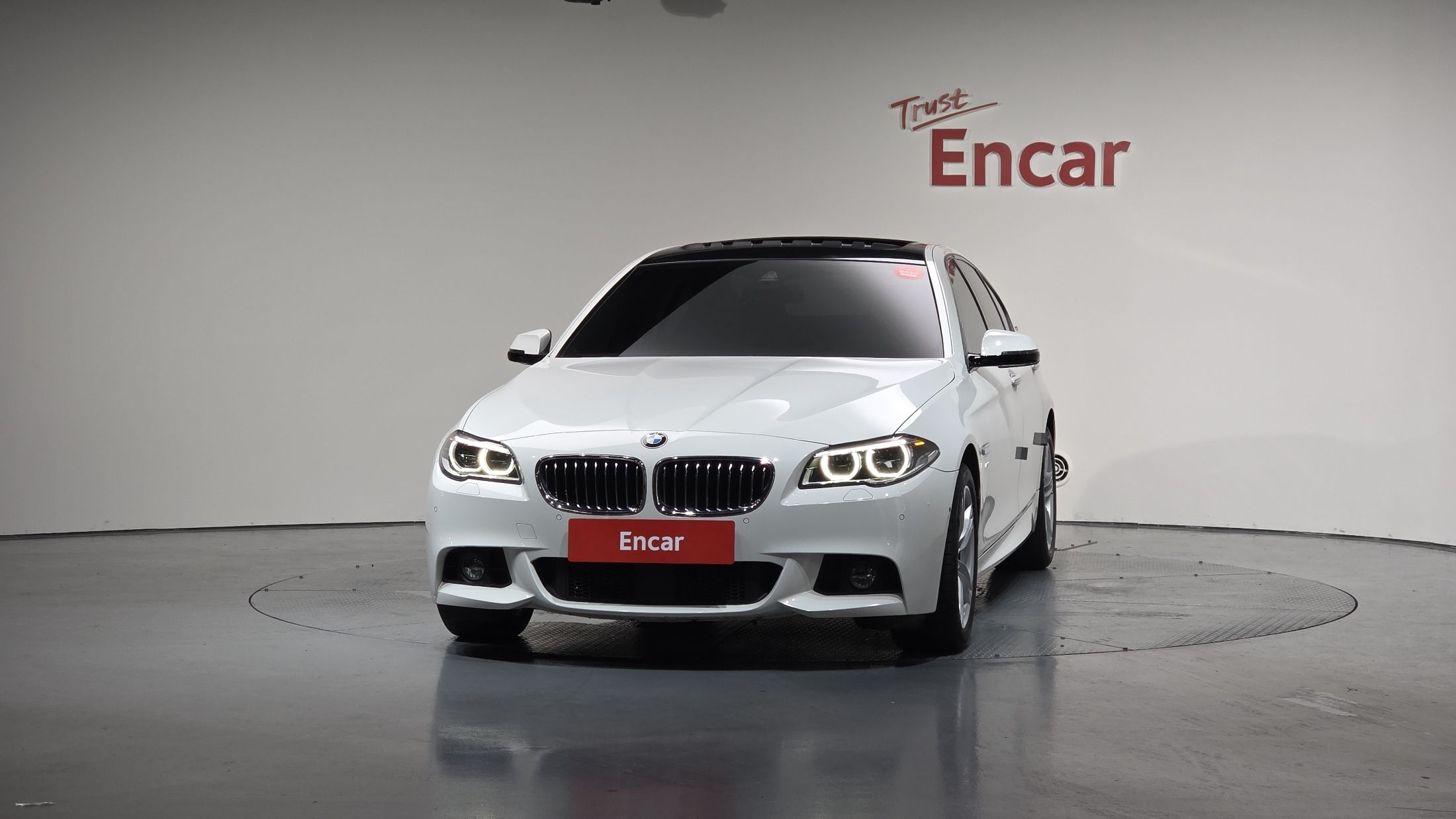 BMW 5-SERIES F10 2016