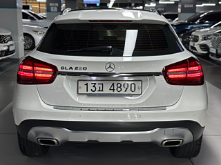 MERCEDES BENZ GLA-CLASS X156 2018