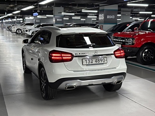 MERCEDES BENZ GLA-CLASS X156 2018