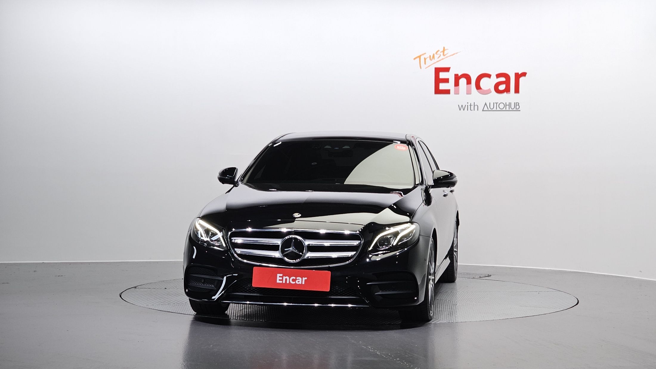 MERCEDES BENZ E-CLASS W213 2020