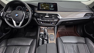 BMW 5-SERIES G30 2018