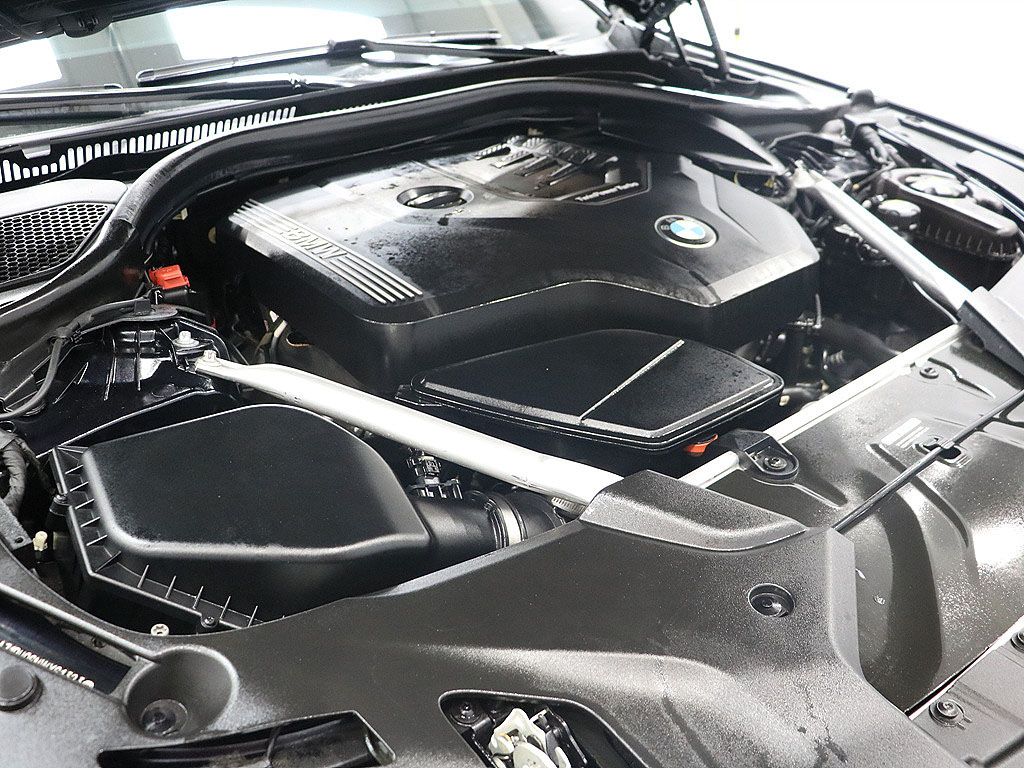 BMW 5-SERIES G30 2022