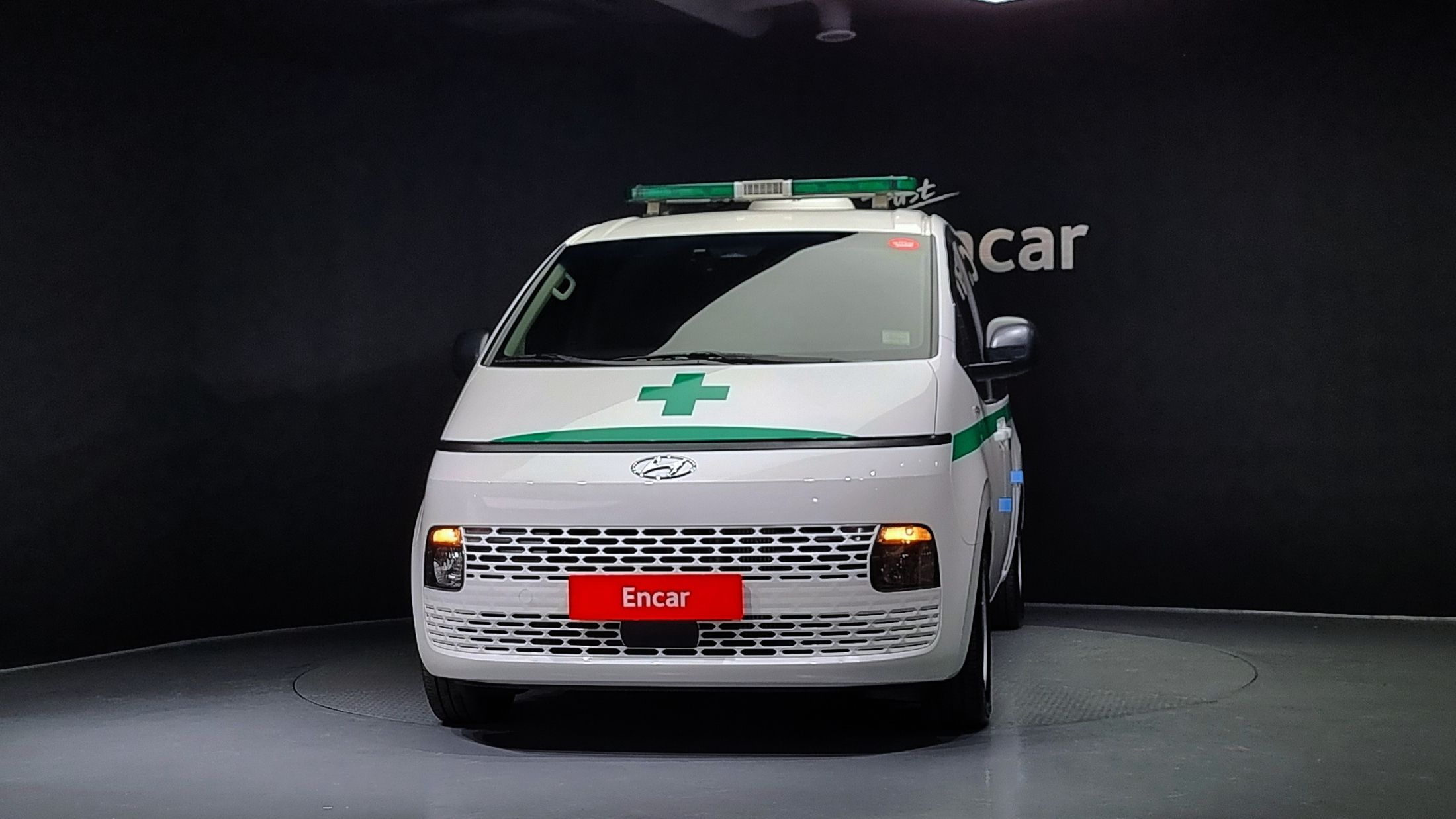 HYUNDAI STARIA 2023