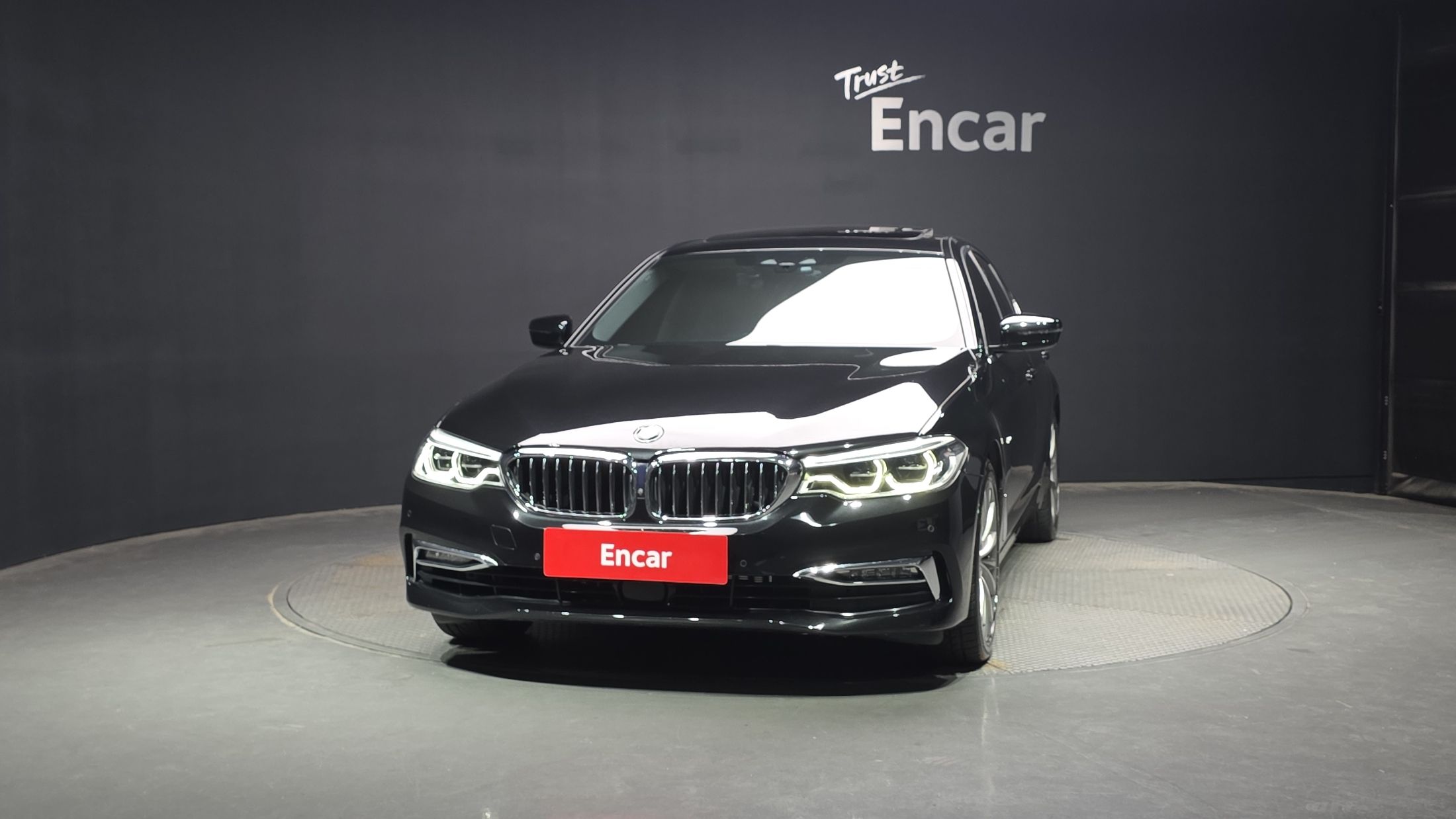 BMW 5-SERIES G30 2018