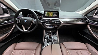 BMW 5-SERIES G30 2018