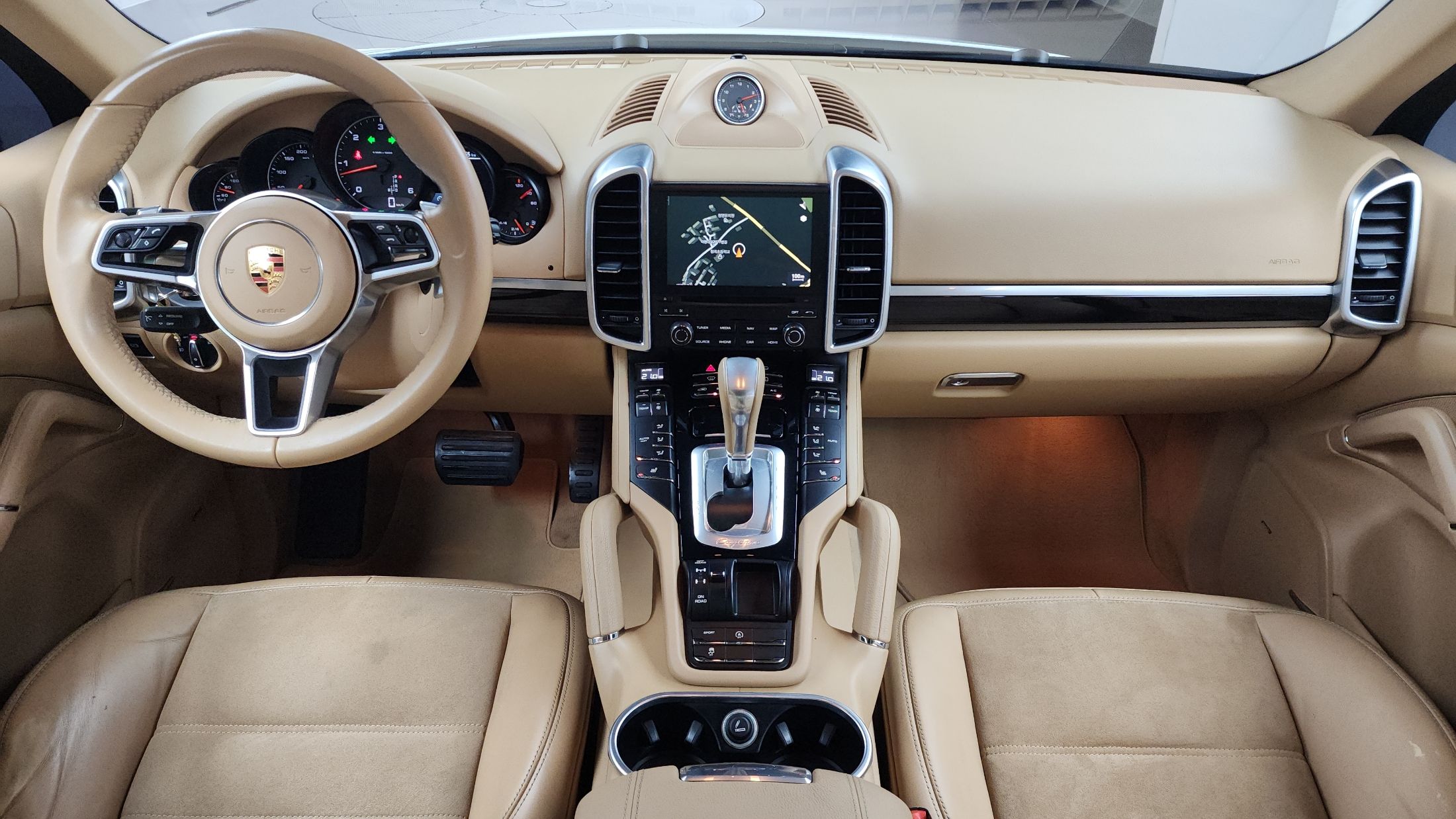PORSCHE CAYENNE 2017