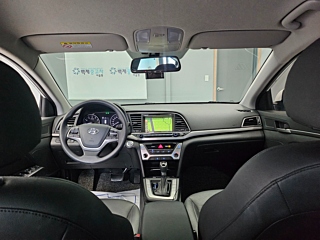 HYUNDAI AVANTE AD 2017