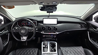 KIA STINGER MEISTER 2020