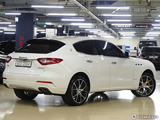 MASERATI LEVANTE 2018