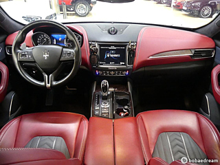 MASERATI LEVANTE 2018