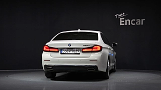 BMW 5-SERIES G30 2021