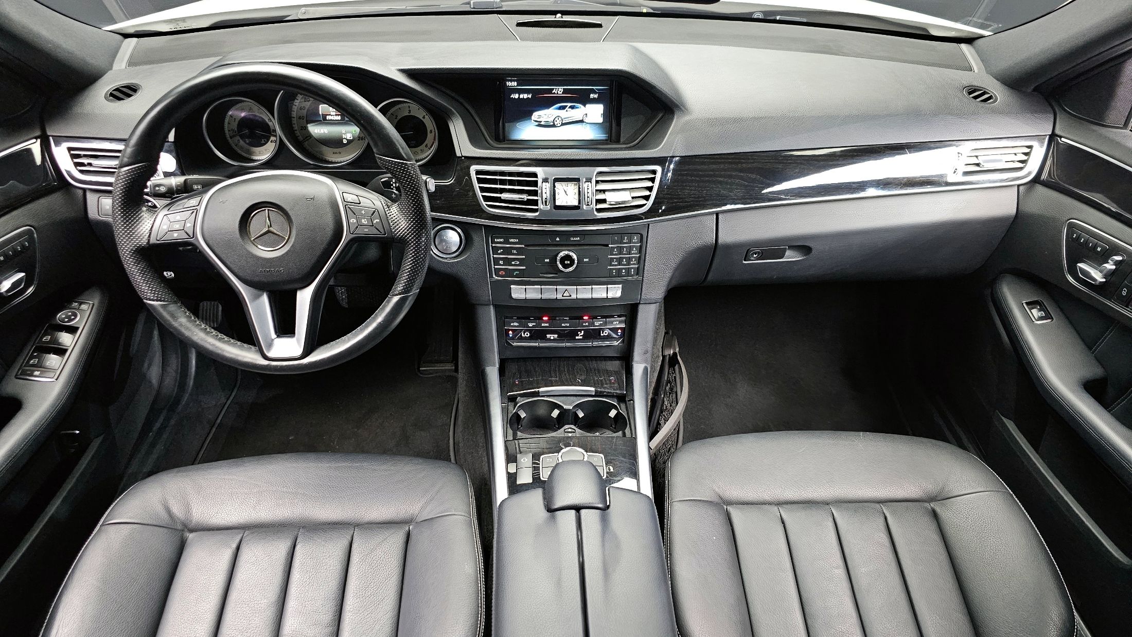 MERCEDES BENZ E-CLASS W212 2016