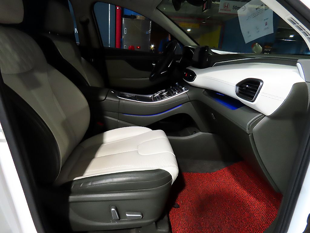 HYUNDAI SANTAFE 2020