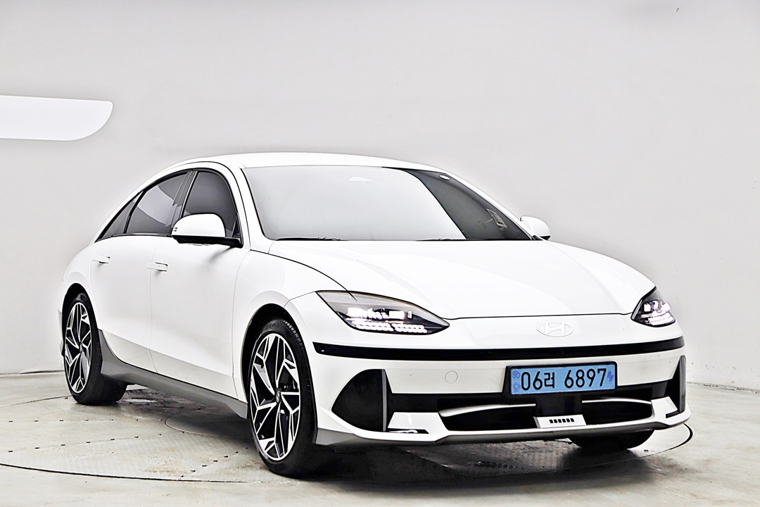 HYUNDAI IONIQ6 2023