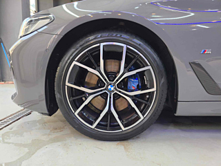 BMW 5-SERIES G30 2021