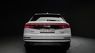 AUDI Q8 4M 2020