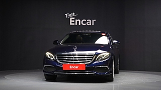 MERCEDES BENZ E-CLASS W213 2019