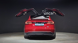 TESLA MODEL X 2023