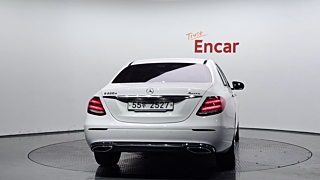 MERCEDES BENZ E-CLASS W213 2018
