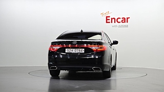 HYUNDAI GRANDEUR HG HYBRID 2016