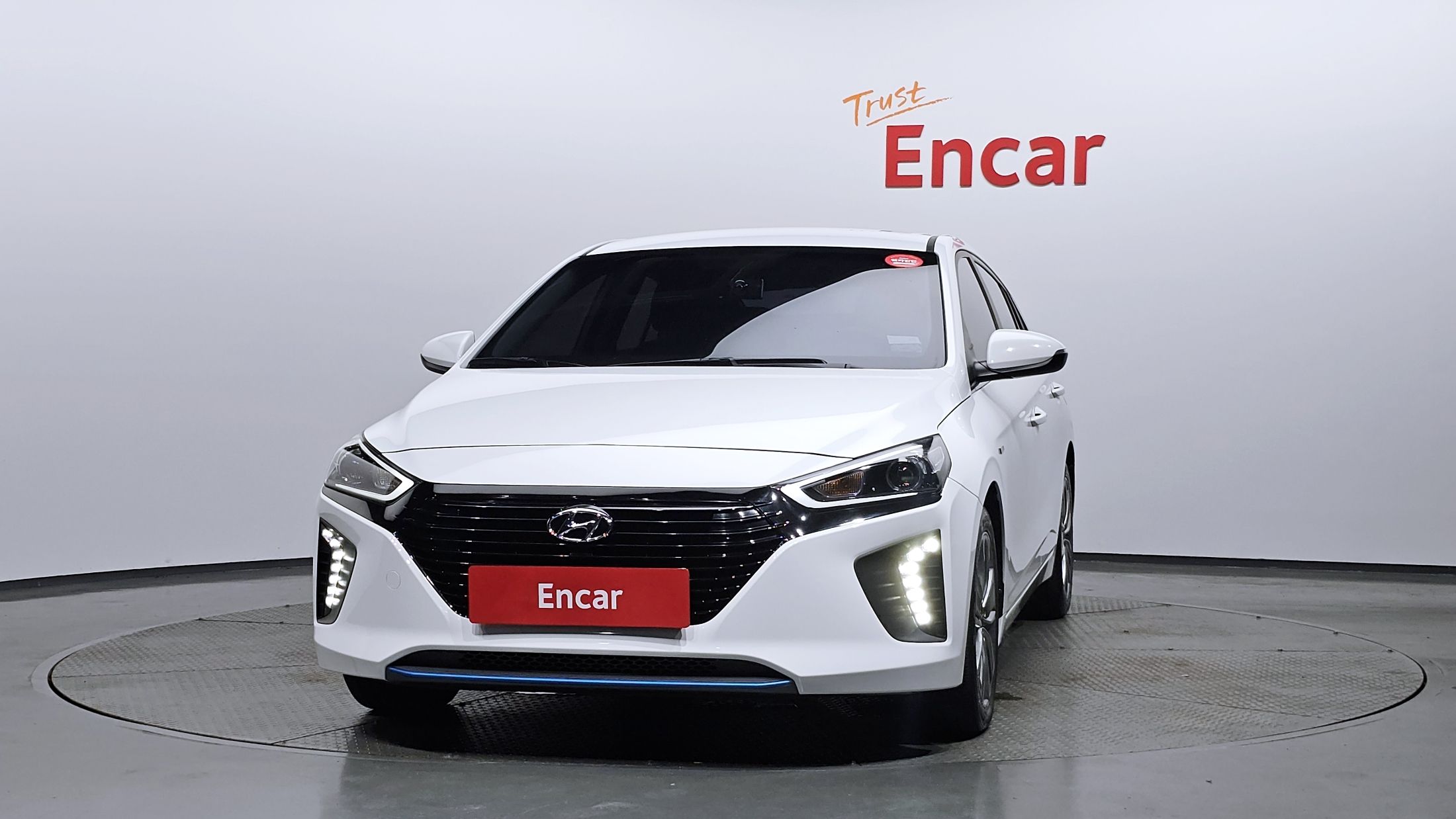 HYUNDAI IONIQ HYBRID 2016