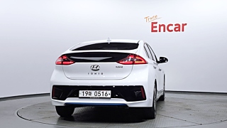 HYUNDAI IONIQ HYBRID 2016