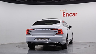 VOLVO S90  T8 AWD 2020