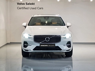 VOLVO XC60 2025