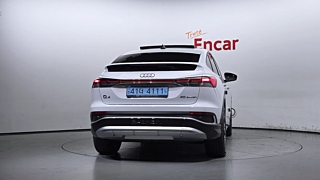 AUDI Q4 E-TRON F4 2022