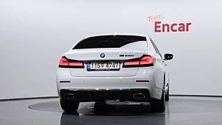 BMW 5-SERIES G30 2022