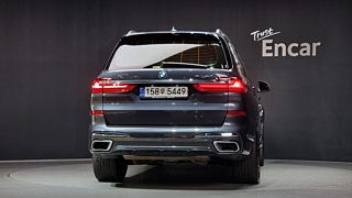 BMW X7 G07 2022