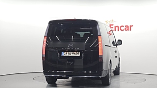 HYUNDAI STARIA 2022