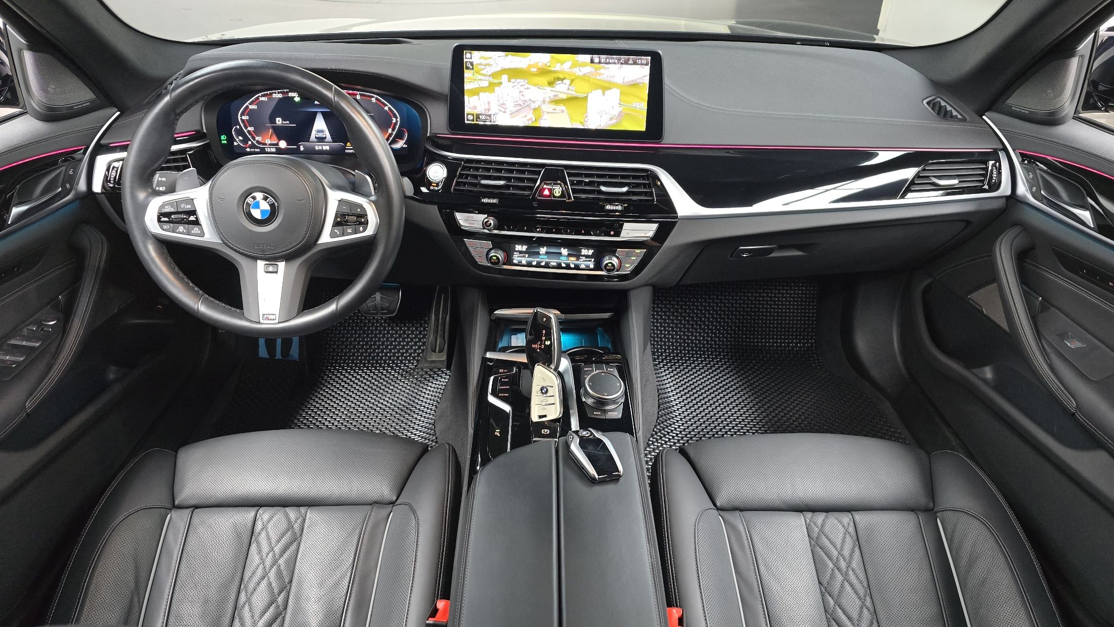 BMW 5-SERIES G30 2022