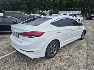 HYUNDAI AVANTE AD 2016