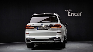 BMW X7 G07 2024