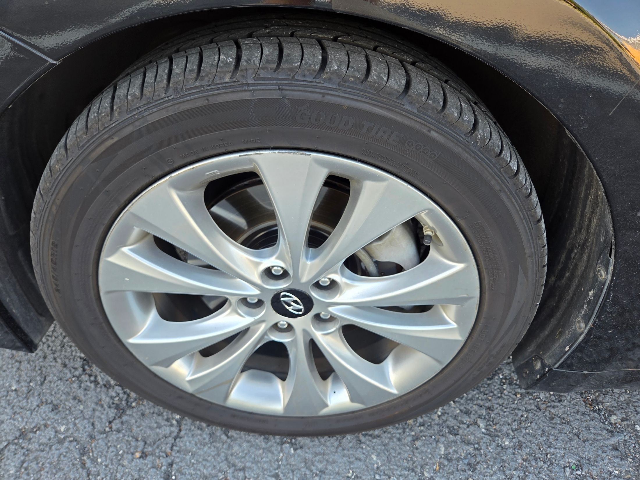 HYUNDAI GRANDEUR HG 2011