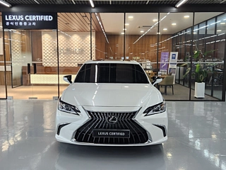 LEXUS ES300H 2024