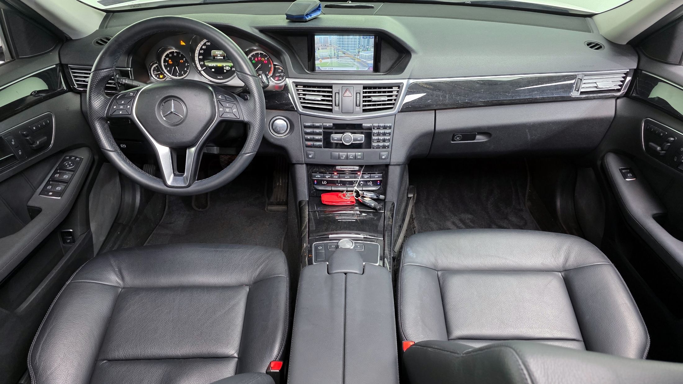 MERCEDES BENZ E-CLASS W212 2013