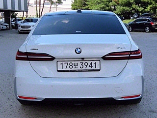 BMW 5-SERIES G60 2023