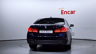 BMW 5-SERIES G30 2018