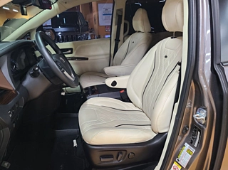 TOYOTA SIENNA 2019